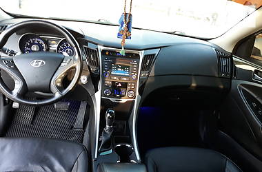Седан Hyundai Sonata 2014 в 