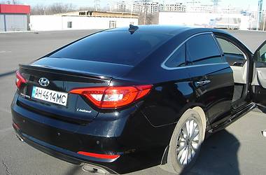 Седан Hyundai Sonata 2015 в Мариуполе