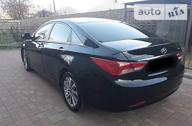 Седан Hyundai Sonata 2013 в Мариуполе