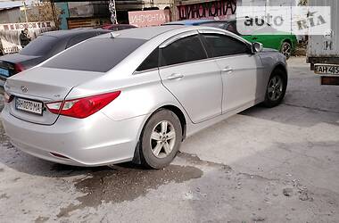 Седан Hyundai Sonata 2013 в Маріуполі