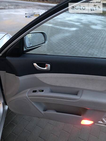 Седан Hyundai Sonata 2006 в Львові