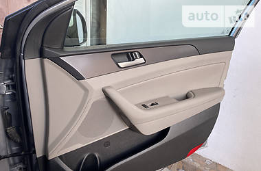 Седан Hyundai Sonata 2015 в 