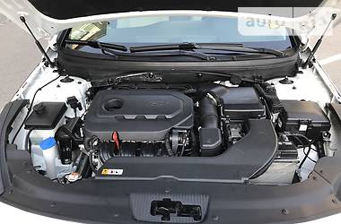 Седан Hyundai Sonata 2015 в 