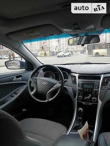 Седан Hyundai Sonata 2012 в Києві