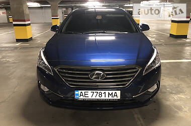 Седан Hyundai Sonata 2015 в 