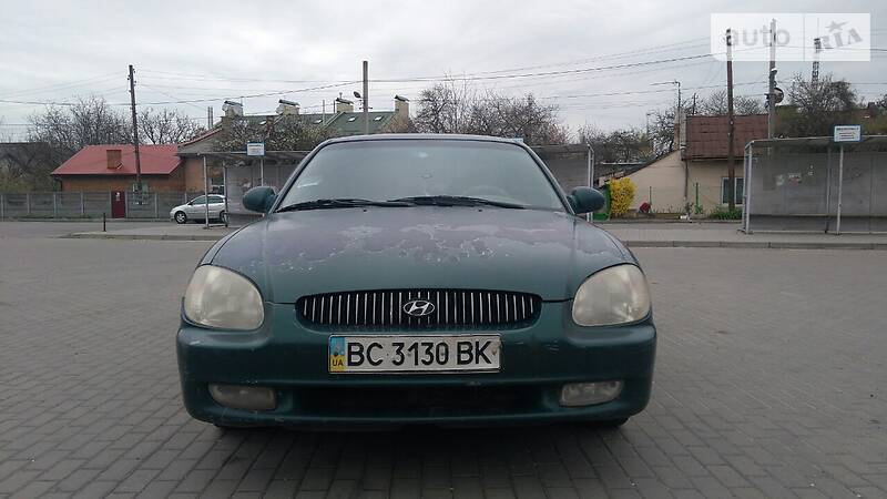 Седан Hyundai Sonata 2000 в Львові