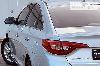 Седан Hyundai Sonata 2016 в 