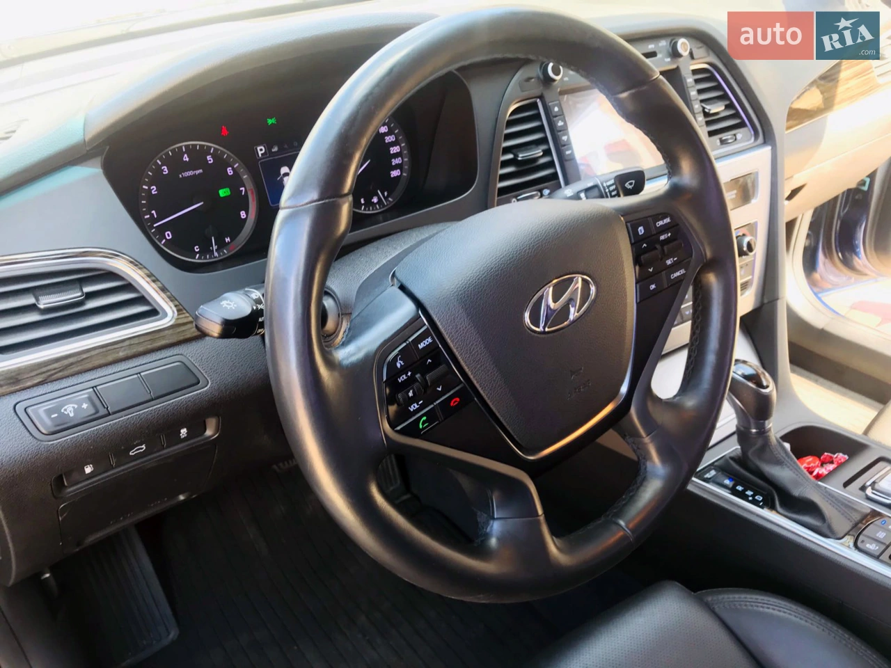 2015 Hyundai Sonata - мініатюра 17