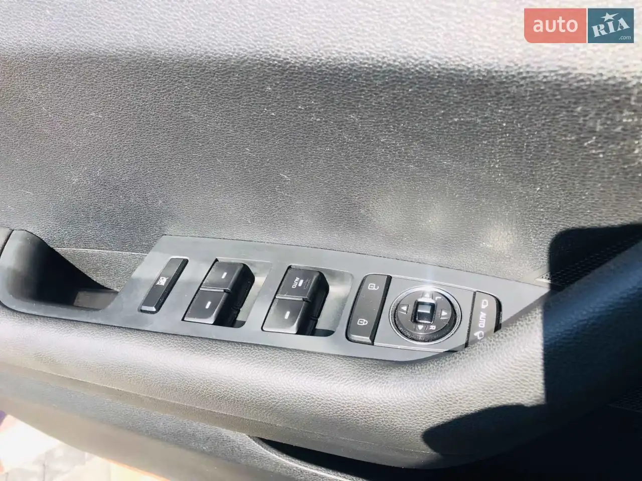 2015 Hyundai Sonata - мініатюра 22