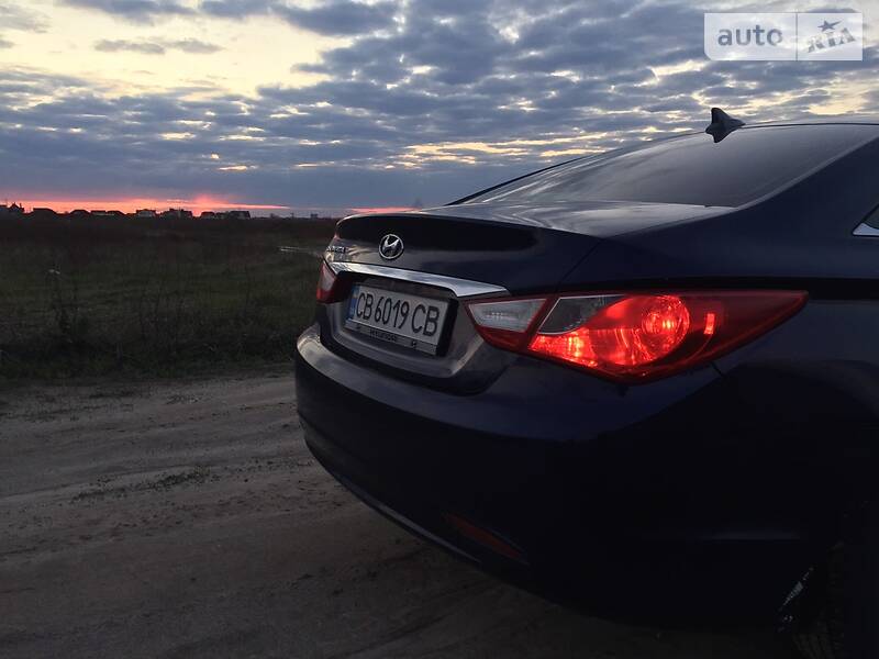 Седан Hyundai Sonata 2012 в Києві