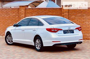 Седан Hyundai Sonata 2015 в Одессе