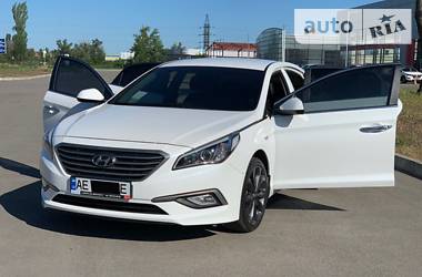 Седан Hyundai Sonata 2015 в Дніпрі