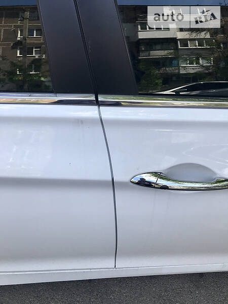 Седан Hyundai Sonata 2014 в Дніпрі