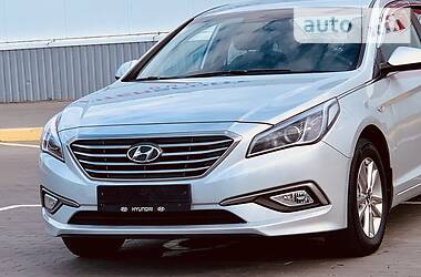 Седан Hyundai Sonata 2015 в Одессе