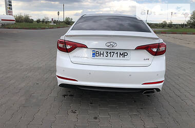 Седан Hyundai Sonata 2016 в Болграде