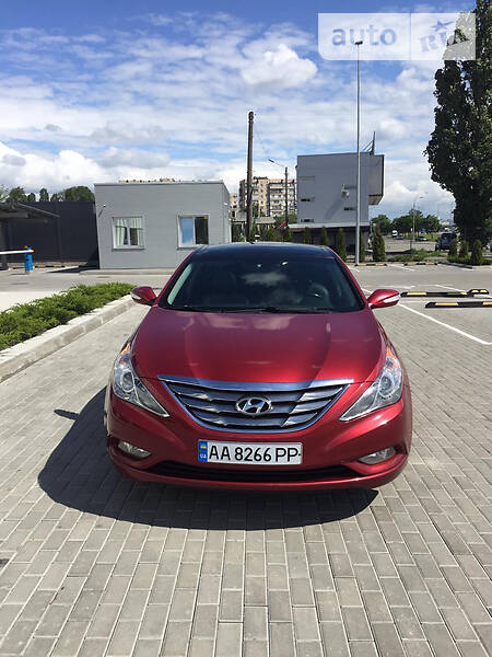 Седан Hyundai Sonata 2011 в 