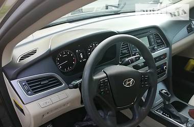 Седан Hyundai Sonata 2015 в Мариуполе