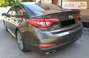 Седан Hyundai Sonata 2015 в 