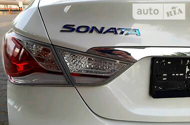 Седан Hyundai Sonata 2011 в 