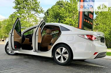 Седан Hyundai Sonata 2011 в 