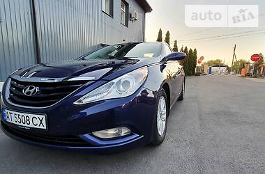 Седан Hyundai Sonata 2013 в Бурштыне