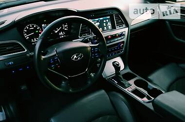 Седан Hyundai Sonata 2016 в Киеве