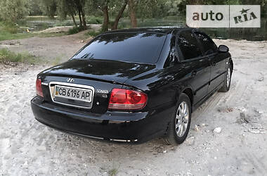 Седан Hyundai Sonata 2002 в Киеве