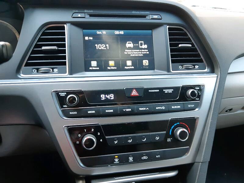 Седан Hyundai Sonata 2016 в Николаеве