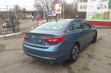 Седан Hyundai Sonata 2015 в Чернигове