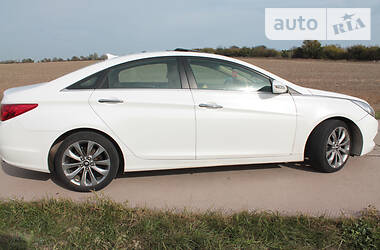 Седан Hyundai Sonata 2010 в Одессе