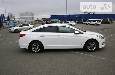 Седан Hyundai Sonata 2015 в Запорожье