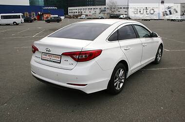 Седан Hyundai Sonata 2015 в Запорожье