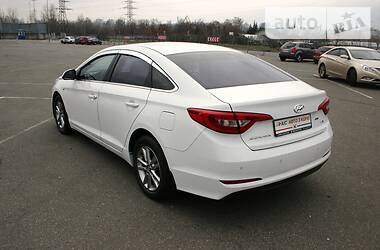 Седан Hyundai Sonata 2015 в Запорожье