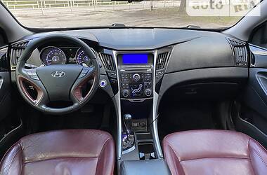 Седан Hyundai Sonata 2010 в Херсоне