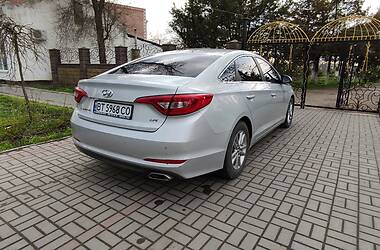Седан Hyundai Sonata 2014 в Геническе