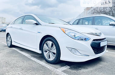 Седан Hyundai Sonata 2014 в Киеве