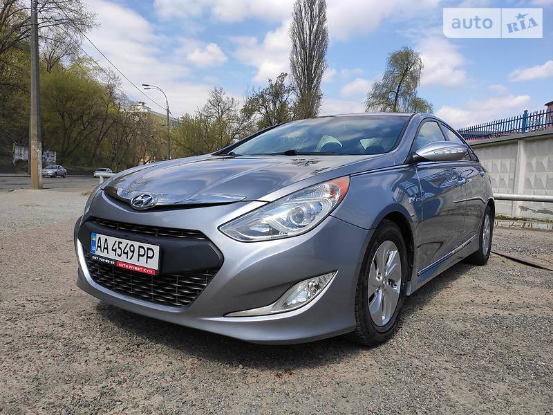 Седан Hyundai Sonata 2014 в Киеве