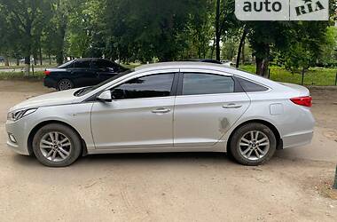 Седан Hyundai Sonata 2015 в 