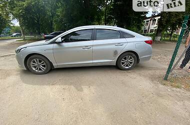Седан Hyundai Sonata 2015 в 