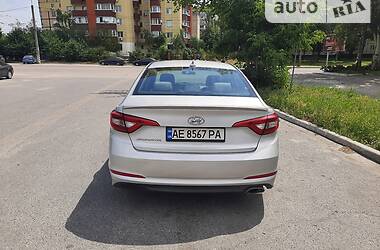 Седан Hyundai Sonata 2015 в Днепре