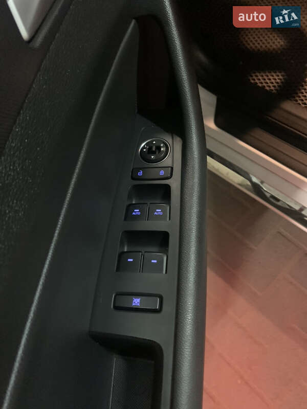 Седан Hyundai Sonata 2014 в Одессе