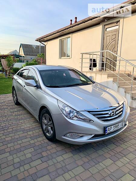 Hyundai Sonata