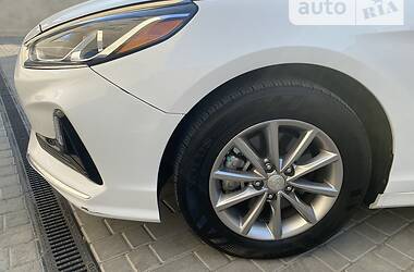 Седан Hyundai Sonata 2019 в Николаеве