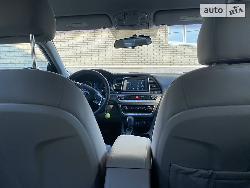 Седан Hyundai Sonata 2019 в Миколаєві