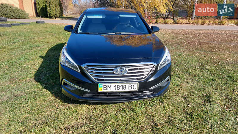 Седан Hyundai Sonata 2015 в Ромнах