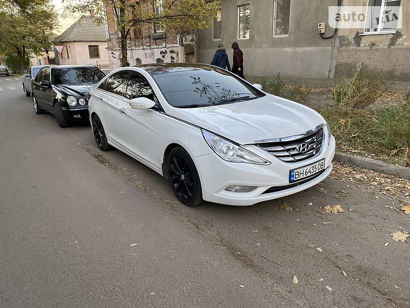 Седан Hyundai Sonata 2010 в Хмельницком