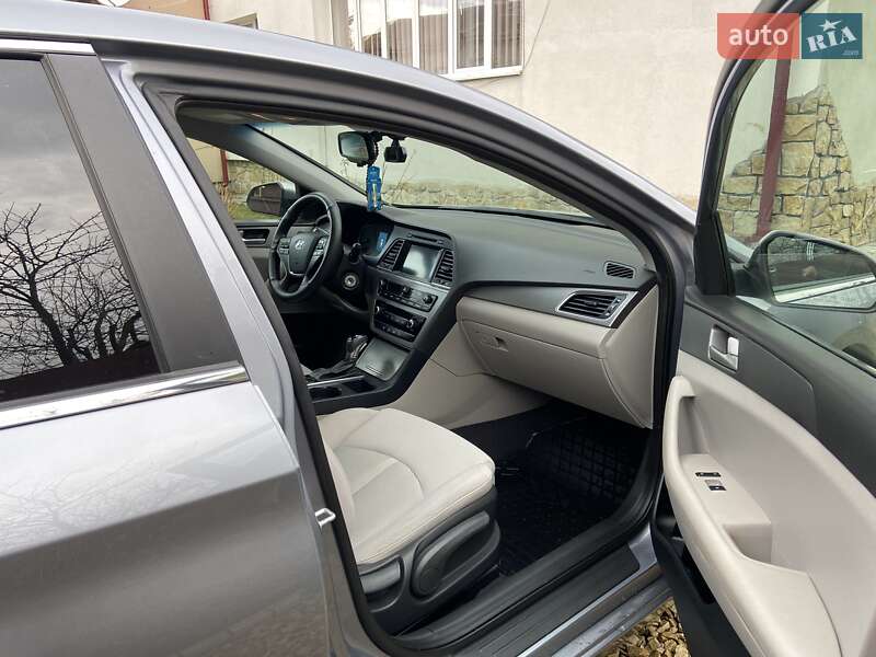 Седан Hyundai Sonata 2016 в Долине