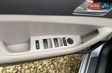 Седан Hyundai Sonata 2016 в 