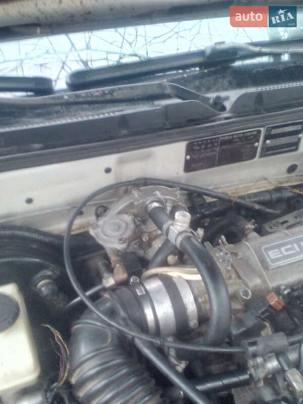 Седан Hyundai Sonata 1994 в Дубровице