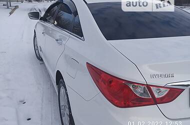 Седан Hyundai Sonata 2012 в Синельниково